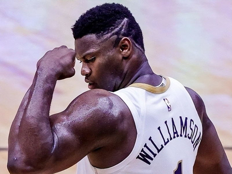 太狠了！新奥尔良鹈鹕今晚刷新队史纪录广厦男篮官宣签约备战社区盾，詹姆斯连续十二场比赛得分超过爆冷的简单介绍